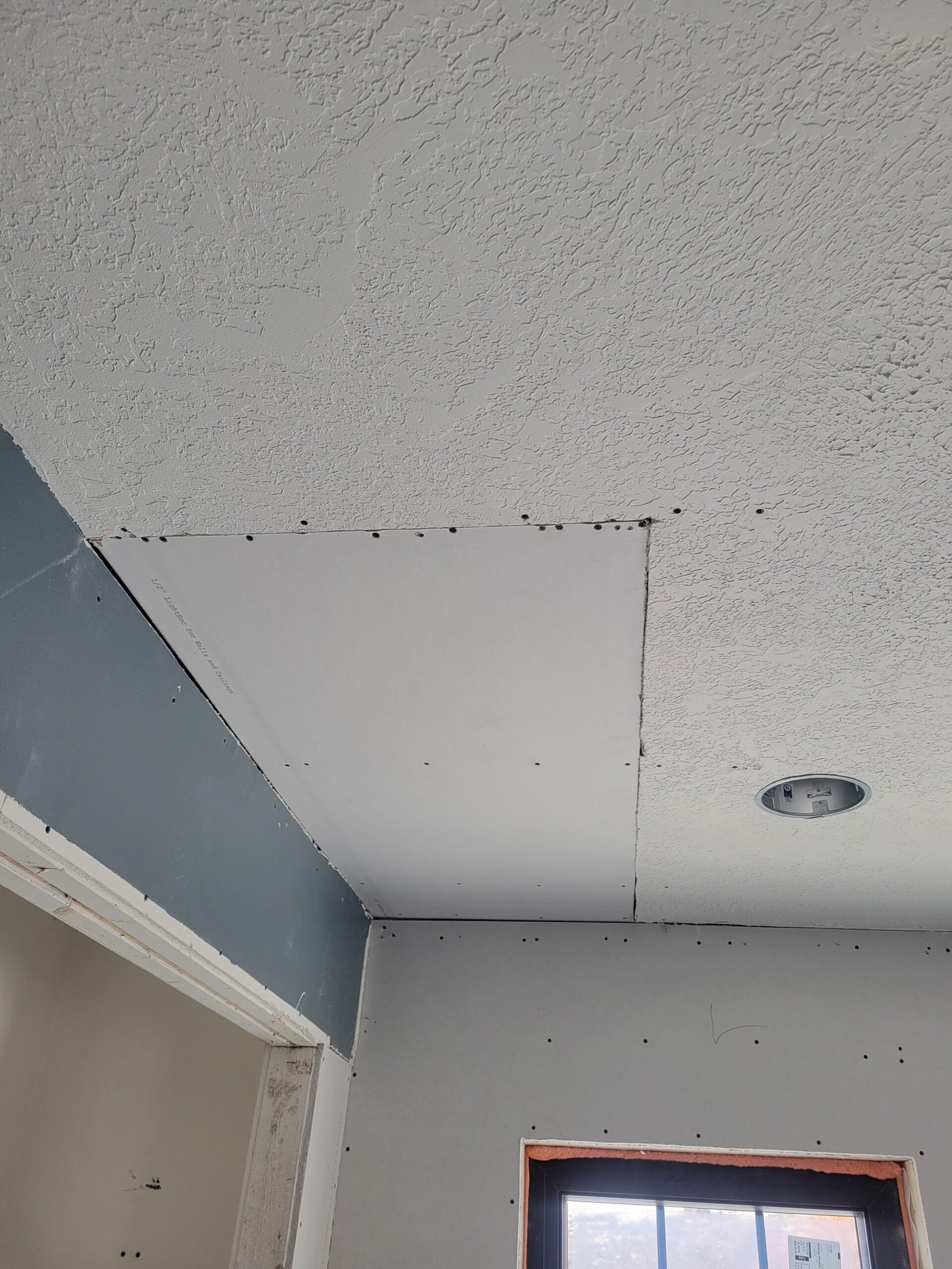 bedroom ceiling patch